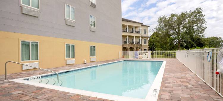 之家舒适酒店&套房-靠近亨德森海滩(Comfort Inn & Suites Destin Near Henderson Beach)图片