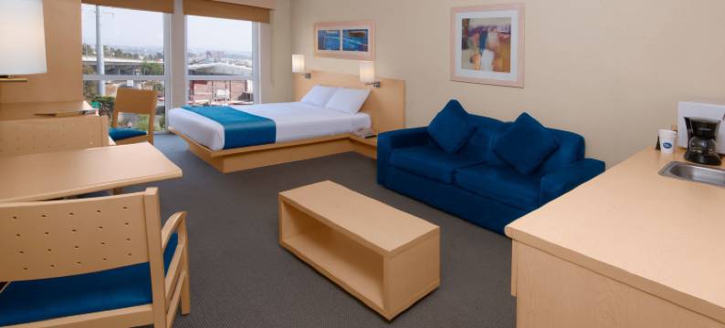 城市快捷普埃布拉芬萨酒店(City Express by Marriott Puebla Finsa)图片