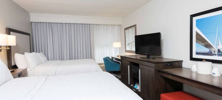 密尔沃基西北欢朋酒店(Hampton Inn Milwaukee-Northwest)图片
