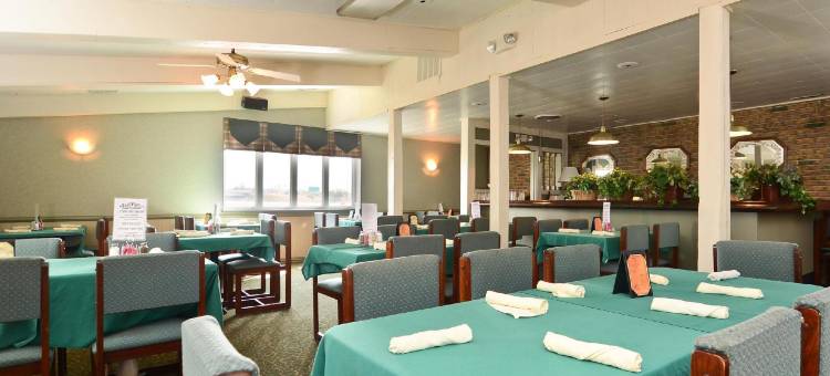 埃芬加姆呗盟套房酒店(Baymont by Wyndham Effingham)图片