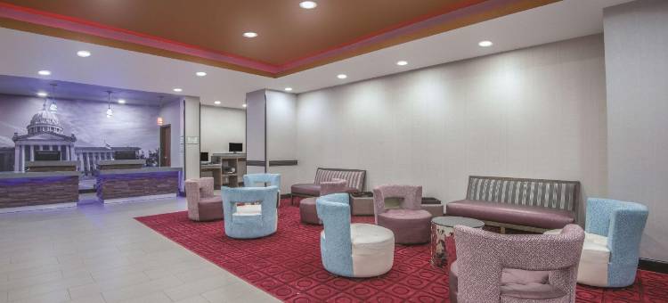 加斯里拉昆塔温德姆套房酒店(La Quinta Inn & Suites by Wyndham Guthrie)图片