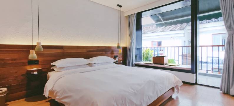 逆光青芝坞浙大玉泉校区店民宿(崇德路3号分店)图片