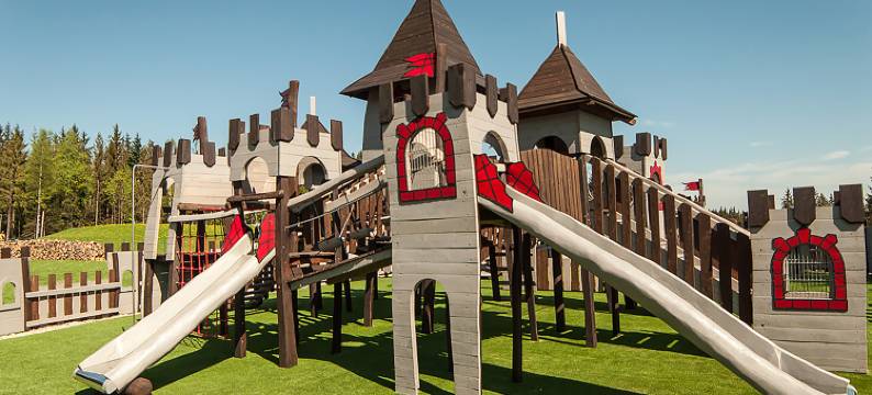 诺萨洛维庭院大酒店(Grand Nosalowy Dwór)图片