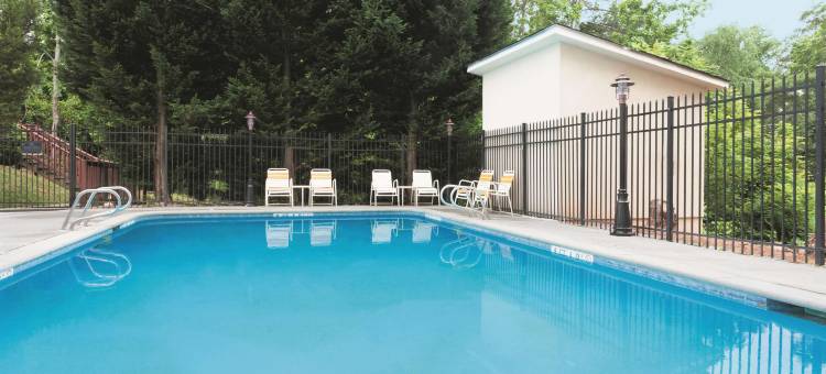 卡温顿拉昆塔温德姆套房酒店(La Quinta Inn & Suites by Wyndham Covington)图片