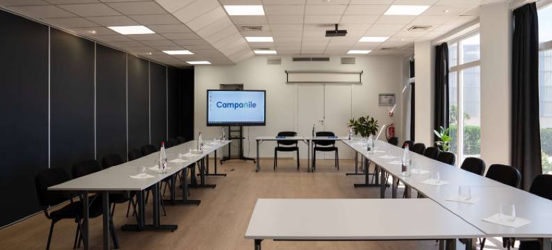 北佩皮尼昂机场钟楼 PRIME 酒店(Campanile PRIME - Perpignan Nord Aeroport)图片