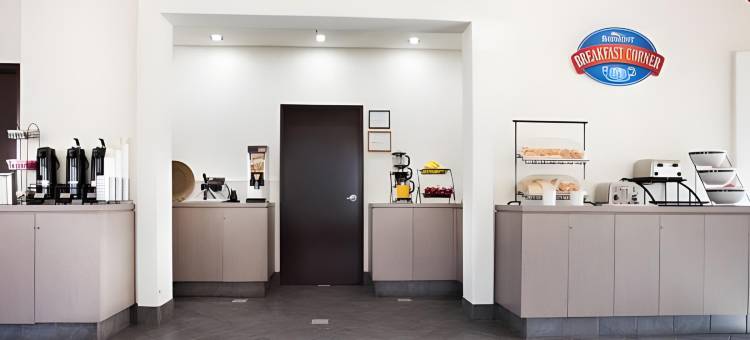 棕榈泉市中心凯艺酒店(Quality Inn Palm Springs Downtown)图片