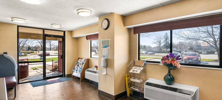 恩菲尔德红顶酒店(Red Roof Inn Enfield)图片