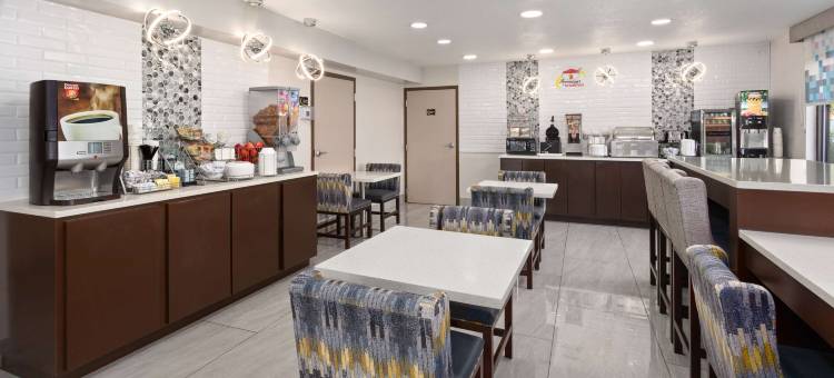 普拉特维尔蒙哥马利速8酒店(Super 8 by Wyndham Prattville Montgomery)图片