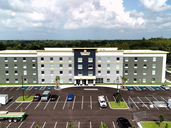 Hometowne Studios 坦帕机场