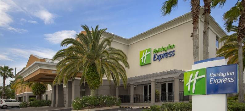 Holiday Inn Express 杰克逊维尔海滩(Holiday Inn Express JACKSONVILLE BEACH by IHG)图片