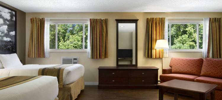 布罗克维尔速8酒店(Super 8 by Wyndham Brockville)图片