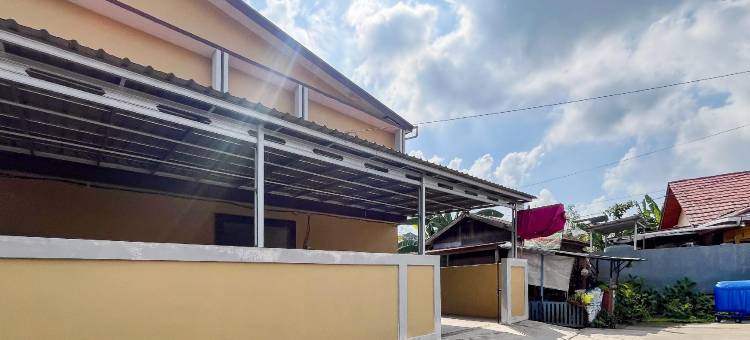 OYO 92626 Dcos Syariah的好眠4旅馆(Good Sleep 4 RedPartner)图片