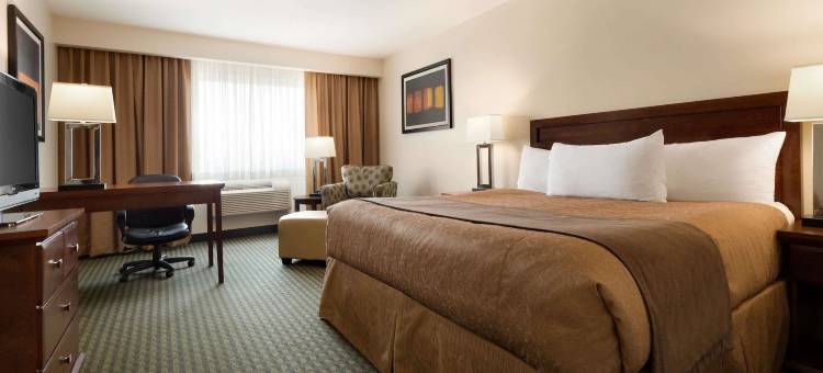 韦伯恩旅馆(Travelodge Hotel by Wyndham Weyburn)(Travelodge Hotel by Wyndham Weyburn)图片