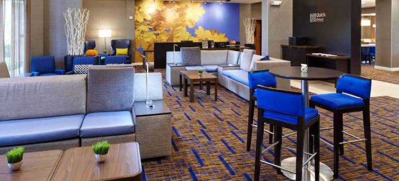 奥佛兰公园堪萨斯城/会展中心万怡酒店(Courtyard Kansas City Overland Park/Convention Center)图片