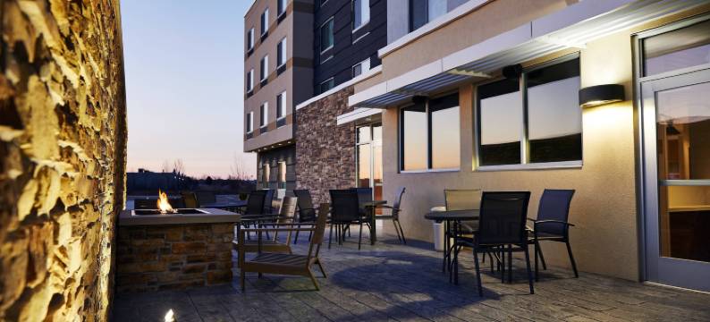 希博伊根万枫酒店及套房(Fairfield Inn & Suites Sheboygan)图片