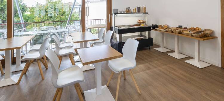 桑特贝斯特韦斯特Sure酒店(Sure Hotel by Best Western Saintes)图片