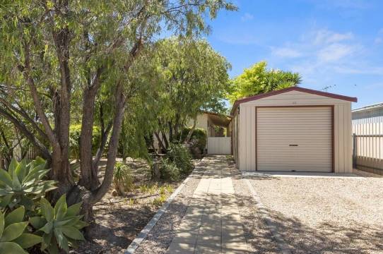 Bali in Wool bay - 5 minutes walk to the beach and jetty