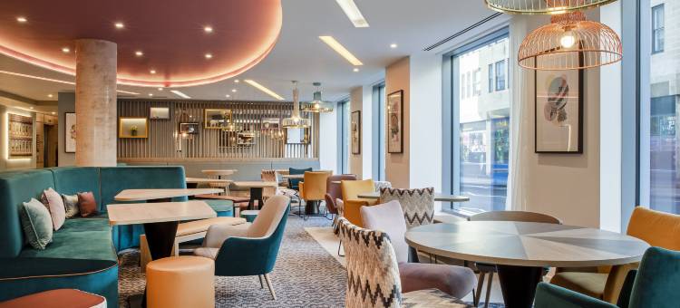 巴斯市希尔顿欢朋酒店(Hampton by Hilton Bath City)图片