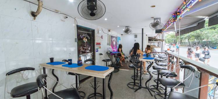 红多兹酒店-安吉利斯市克拉克维尤第21街(RedDoorz @ Clarkview 21st Street Angeles City)图片