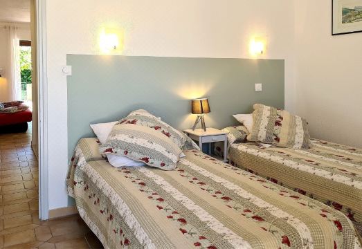 Au Mont Gaussier Hotel Overview