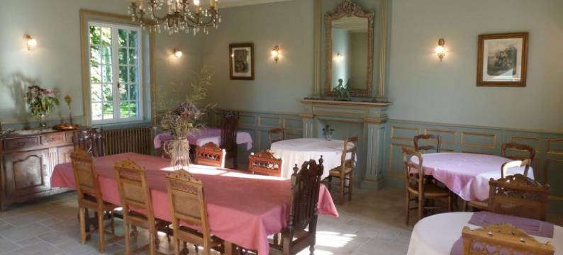 马诺尔德萨维尼酒店(Manoir de Savigny)图片