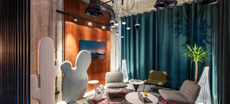 斯台普斯巴统酒店套房(Steps Batumi Hotel & Suites)图片