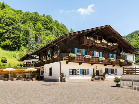 艾策休斯尔旅馆酒店