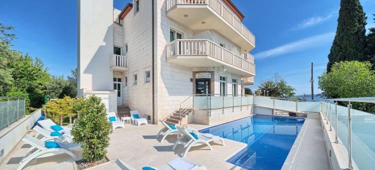 里瓦酒店(Hotel Riva Kaštela with Swimming Pool)图片