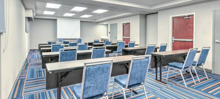 希尔顿欢朋套房酒店-小石城西(Hampton Inn & Suites West Little Rock)图片