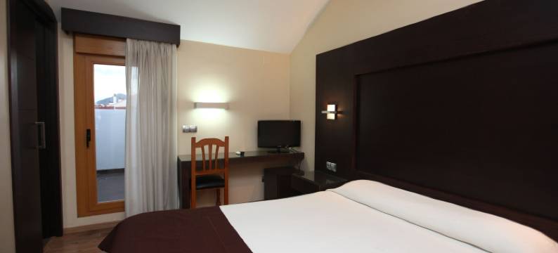 安贝尔巴萨酒店(Hotel Anabel Baza)图片