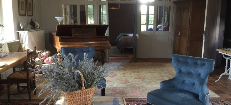 红房子旅馆(Rouge Maison)图片