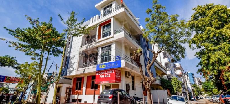 Fabhotel 月光宫殿(FabHotel Moon Light Palace)图片