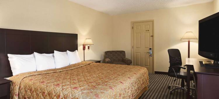 尚佩恩厄巴纳温德姆戴斯酒店(Days Inn by Wyndham Champaign/Urbana)图片