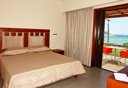 Kymi Palace Hotel Overview