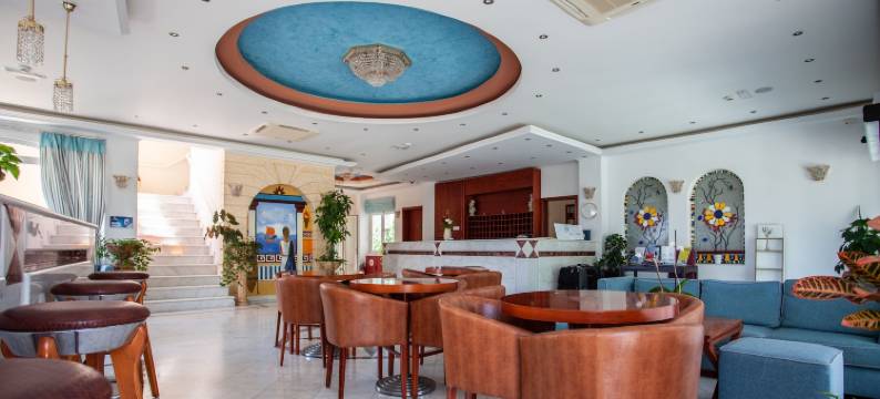 波尔图普拉基亚斯水疗酒店(Porto Plakias & Spa)图片