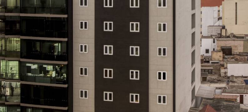 阿拉维米拉弗洛雷斯快捷酒店(Arawi Miraflores Express)图片