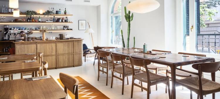 One Shot 富尔图尼(One Shot Fortuny)图片