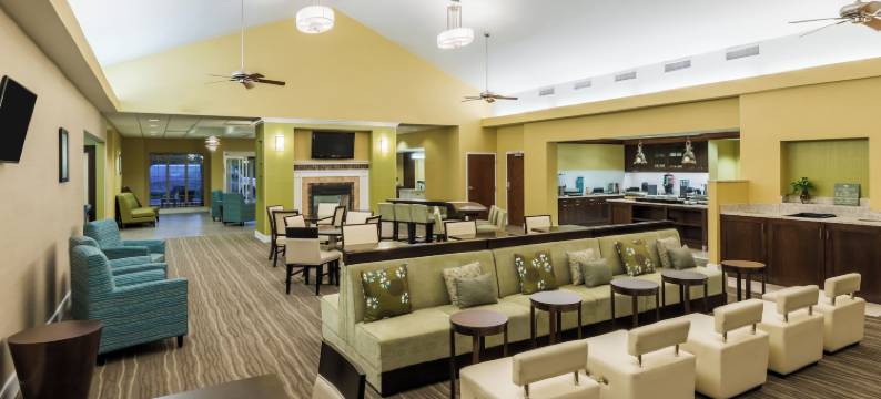 圣路易斯河港机场西长住套房酒店(Larkspur Landing Extended Stay Suites St Louis Riverport)图片