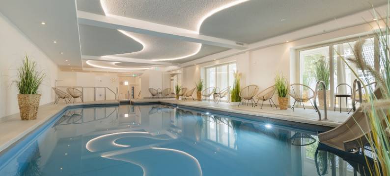 克雷亨贝格霍夫酒店(HofHotel Krähenberg)图片