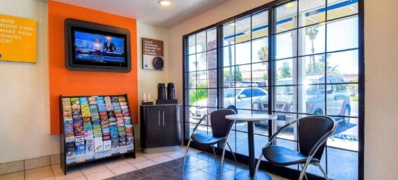 6号汽车旅馆洛杉矶 - 波莫纳(Motel 6 Pomona, CA - Los Angeles)图片