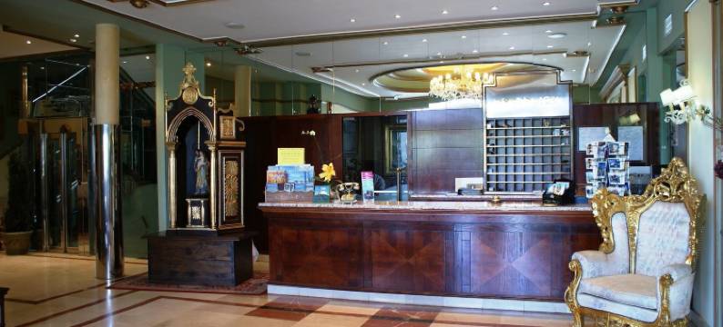 卡米诺圣地亚哥酒店(My Rooms City Hotel Camino de Santiago)图片