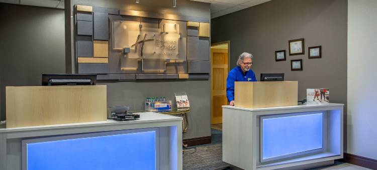智选假日套房酒店莫里斯敦(Holiday Inn Express & Suites Morristown)图片