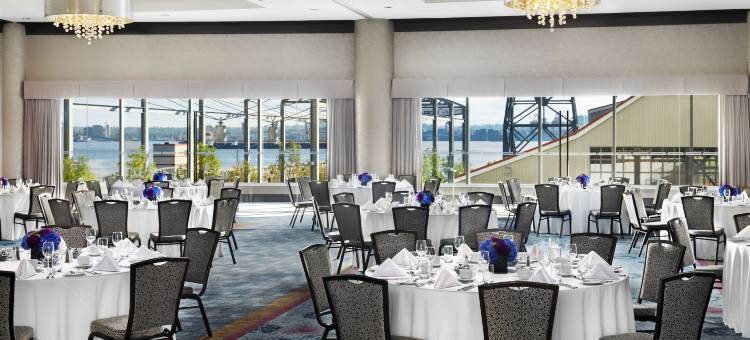 顶峰码头酒店(Pinnacle Hotel at the Pier)图片
