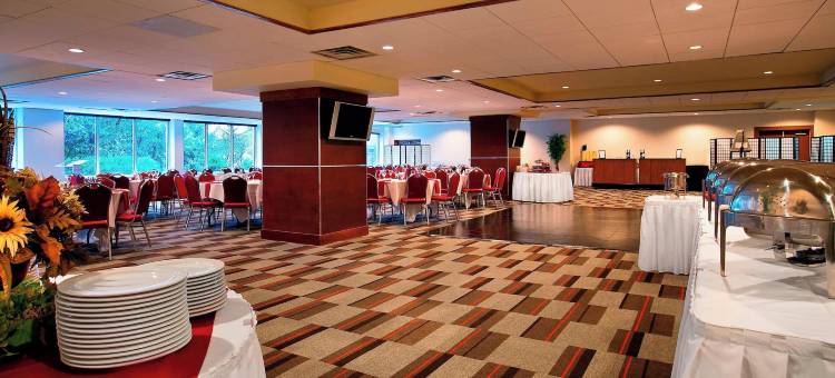维多利亚门户福朋喜来登酒店(Four Points by Sheraton Victoria Gateway)图片