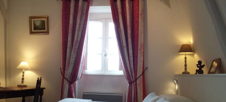 瑞莱斯圣帕维公寓酒店(Petite Maison Romantique au Calme, Cœur Historique, Vue Ville et Jardin)图片