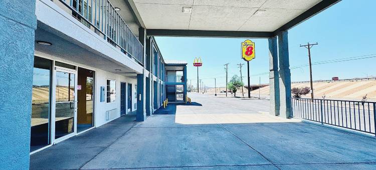 范霍恩速8酒店(Super 8 by Wyndham Van Horn)图片