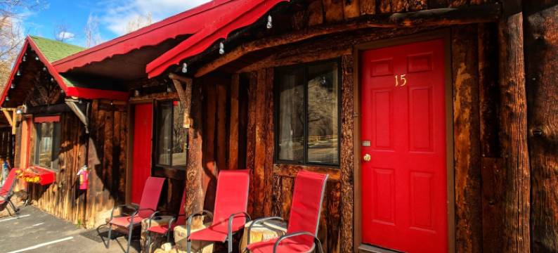 山间足迹汽车旅馆(Foot of the Mountain Motel)图片