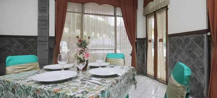 离印尼日惹黎波购物广场近的乐斯塔里酒店(Hotel Lestari Near Lippo Plaza Mall Jember Mitra RedDoorz)图片