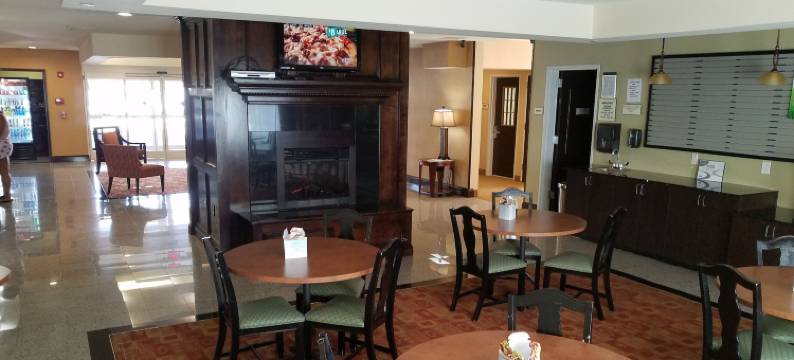 尤宁城拉昆塔温德姆套房酒店(La Quinta Inn & Suites by Wyndham Atlanta-Union City)图片