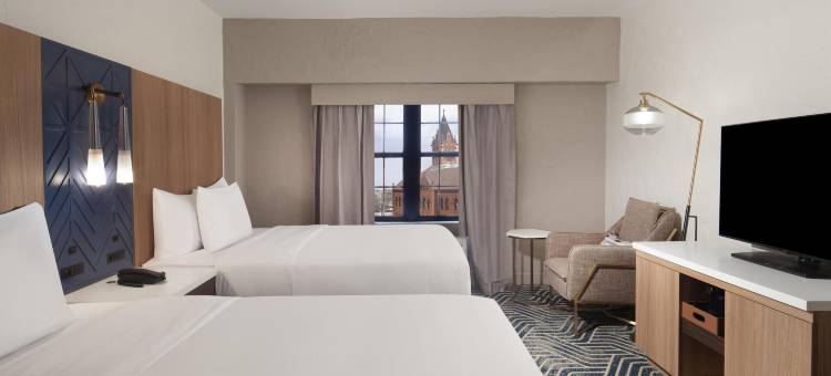 罗伊尔酒店厄巴纳尚佩恩希尔顿塔佩斯特里精选酒店(Hotel Royer Urbana Champaign, Tapestry Collection by Hilton)图片